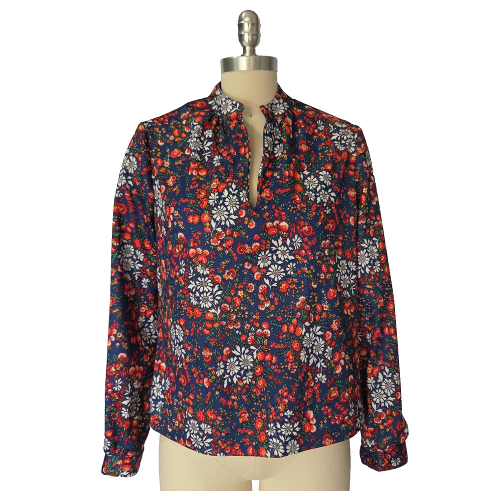 Vintage 60s to 70s Floral Prarie Style Top Size S M Blue Long Sleeve Notch Neck